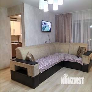2-к квартира, посуточно, 45м2, 3/4 этаж