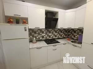 1-к квартира, посуточно, 40м2, 1/9 этаж