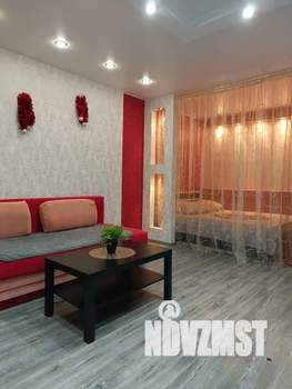 1-к квартира, посуточно, 40м2, 4/4 этаж