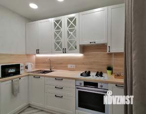 1-к квартира, посуточно, 35м2, 3/6 этаж