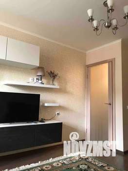 1-к квартира, посуточно, 37м2, 3/7 этаж