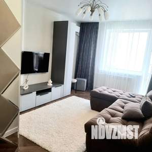 1-к квартира, посуточно, 38м2, 6/10 этаж