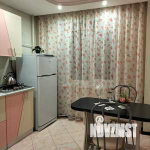 1-к квартира, посуточно, 35м2, 3/5 этаж