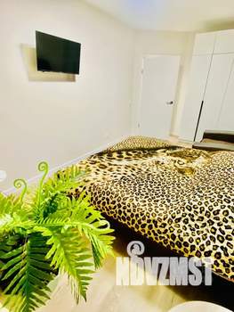 1-к квартира, посуточно, 42м2, 6/9 этаж