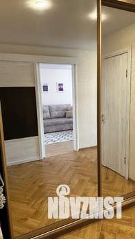 1-к квартира, посуточно, 40м2, 8/10 этаж