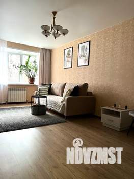 1-к квартира, посуточно, 42м2, 3/5 этаж