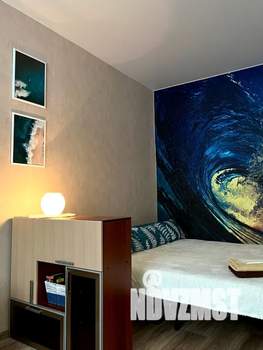 Студия квартира, посуточно, 32м2, 1/4 этаж