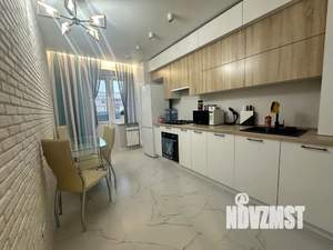 1-к квартира, посуточно, 40м2, 7/8 этаж