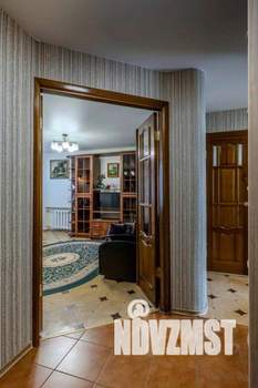 3-к квартира, посуточно, 70м2, 1/1 этаж