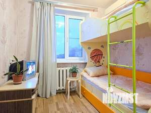 3-к квартира, посуточно, 50м2, 1/1 этаж