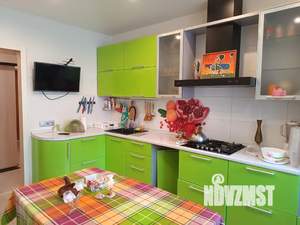 3-к квартира, посуточно, 80м2, 2/6 этаж