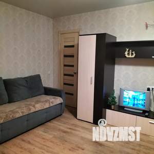 2-к квартира, посуточно, 43м2, 4/4 этаж