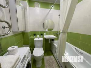 1-к квартира, посуточно, 40м2, 3/9 этаж