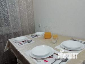 1-к квартира, посуточно, 40м2, 3/5 этаж