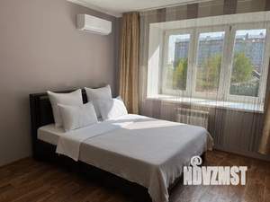 1-к квартира, посуточно, 34м2, 2/10 этаж