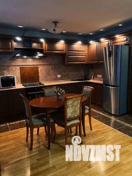 1-к квартира, посуточно, 52м2, 2/5 этаж