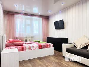 1-к квартира, посуточно, 42м2, 4/14 этаж