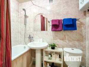 1-к квартира, посуточно, 32м2, 6/9 этаж