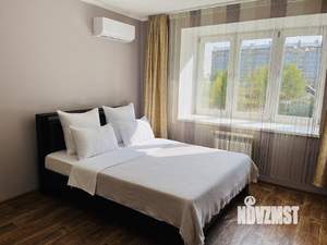 1-к квартира, посуточно, 35м2, 2/10 этаж