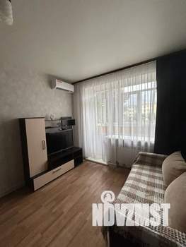 Студия квартира, посуточно, 33м2, 2/5 этаж