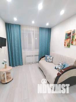 1-к квартира, посуточно, 36м2, 2/9 этаж