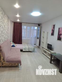 1-к квартира, посуточно, 47м2, 4/10 этаж