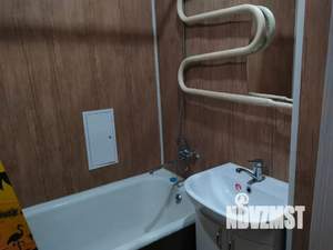 1-к квартира, посуточно, 40м2, 2/4 этаж