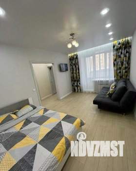 1-к квартира, посуточно, 36м2, 1/1 этаж