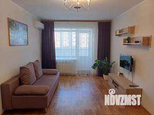 1-к квартира, посуточно, 39м2, 3/10 этаж