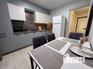 1-к квартира, посуточно, 40м2, 2/10 этаж