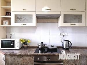 1-к квартира, посуточно, 38м2, 2/10 этаж