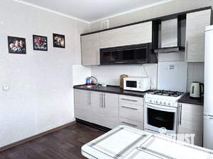 1-к квартира, посуточно, 44м2, 4/10 этаж