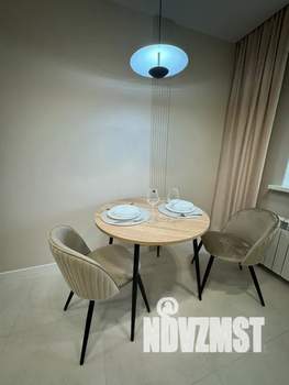 1-к квартира, посуточно, 43м2, 4/9 этаж