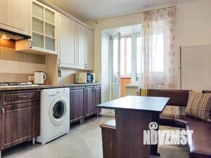 1-к квартира, посуточно, 45м2, 9/9 этаж