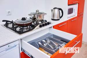 Студия квартира, посуточно, 42м2, 7/9 этаж
