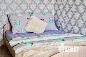 1-к квартира, посуточно, 40м2, 7/8 этаж