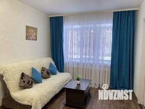 1-к квартира, посуточно, 50м2, 1/1 этаж