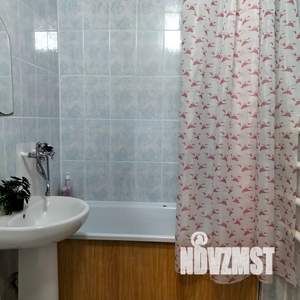 2-к квартира, посуточно, 45м2, 1/4 этаж