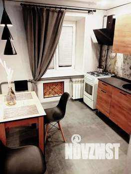 1-к квартира, посуточно, 35м2, 5/5 этаж