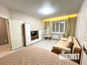 1-к квартира, посуточно, 43м2, 7/10 этаж