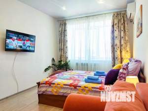 1-к квартира, посуточно, 45м2, 1/1 этаж