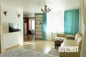 1-к квартира, посуточно, 40м2, 8/9 этаж