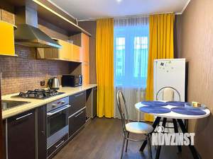 2-к квартира, посуточно, 60м2, 1/1 этаж