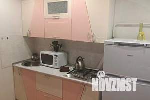 1-к квартира, посуточно, 32м2, 4/5 этаж