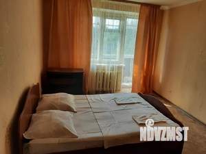 1-к квартира, посуточно, 32м2, 3/5 этаж