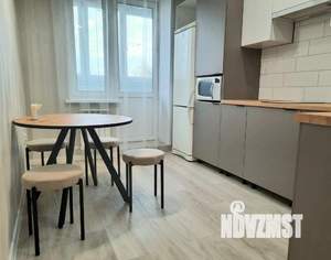 1-к квартира, посуточно, 37м2, 1/1 этаж