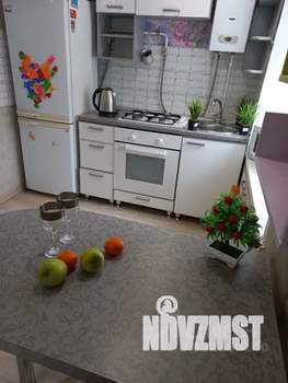 Студия квартира, посуточно, 30м2, 2/6 этаж