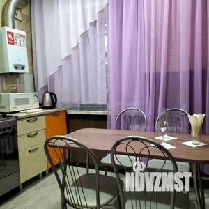 2-к квартира, посуточно, 45м2, 1/4 этаж