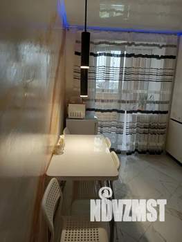 1-к квартира, посуточно, 38м2, 8/10 этаж