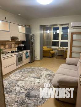 1-к квартира, посуточно, 64м2, 4/4 этаж